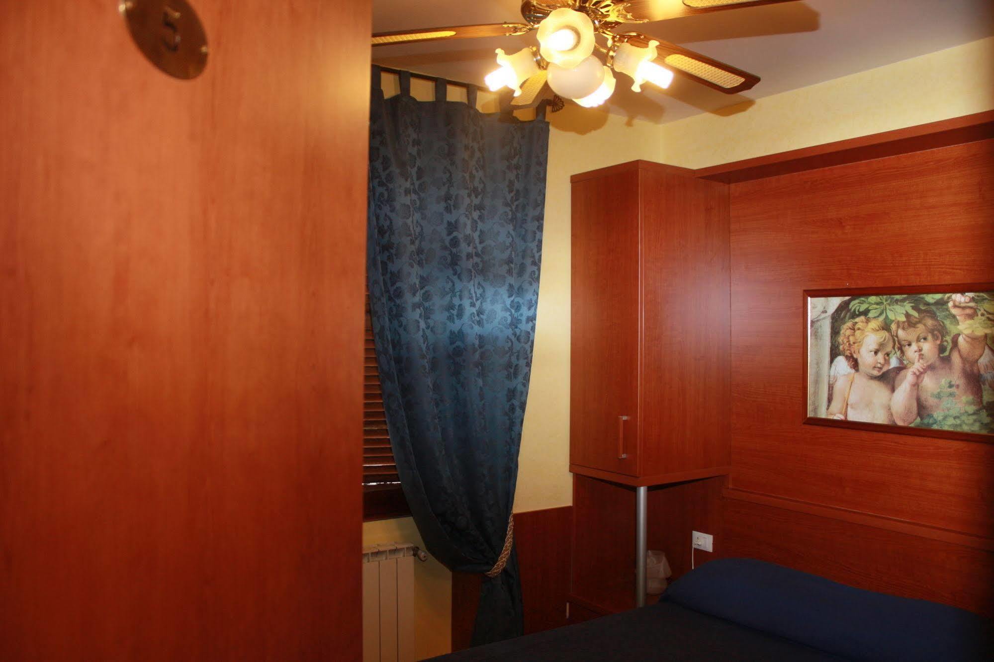 Viennese Due Hotel Rome Luaran gambar
